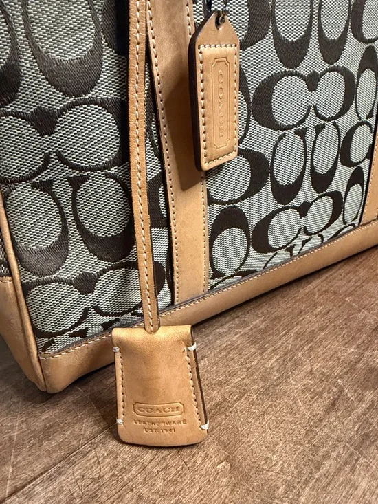 Y2K Coach Brown and Tan Signature Canvas Shoulder Bag with Wallet - Picture 4 of 17